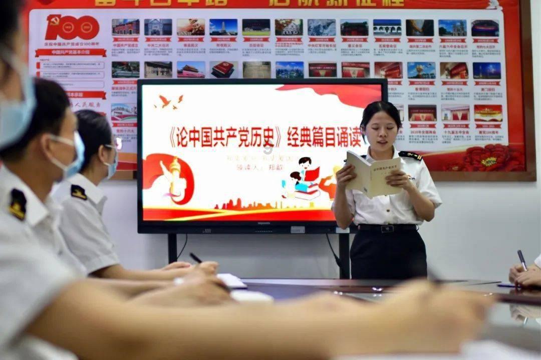 逃离沙漠小镇